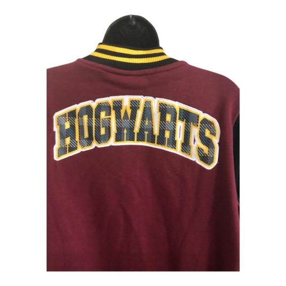 Harry Potter Hogwarts school of witchcraft and wizardry football jacket size XL - Picture 13 of 15